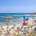 Petra Maris كاستيلساردو
